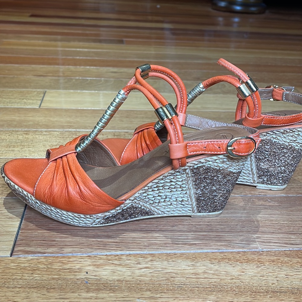 La Pinta shoes size 37 made in turkey . EUC . Wedge platform - Picture 7 of 8